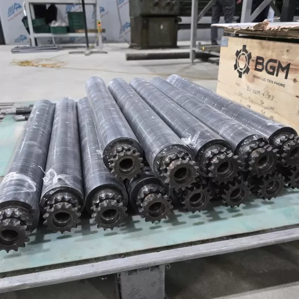 Con lăn băng tải bọc cao su | Gia công con lăn nhông đơn cao su D60 x L600 theo yêu cầu