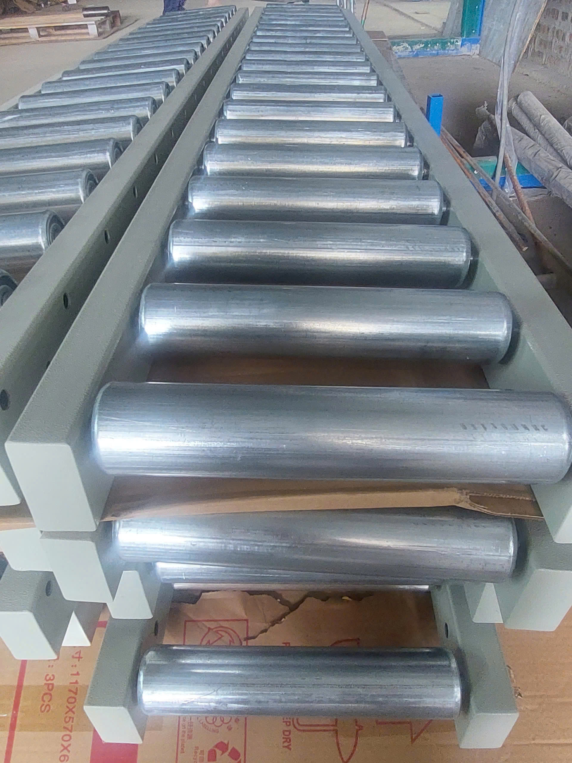 Cách lựa chọn khoảng cách con lăn cho dàn con lăn tự do