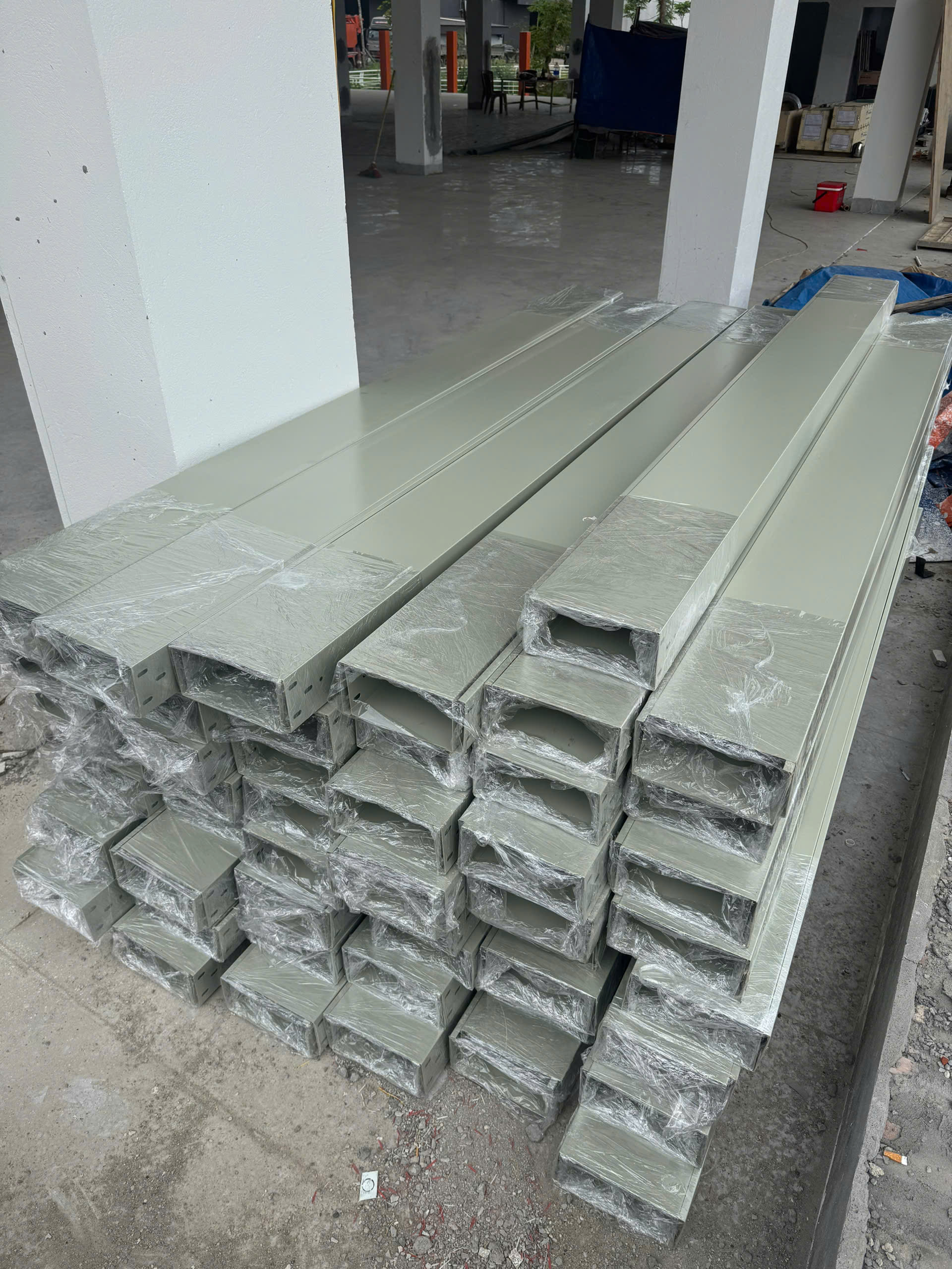 Bàn Giao Máng Cáp Điện Sơn Tĩnh Điện Tại Vĩnh Phúc
