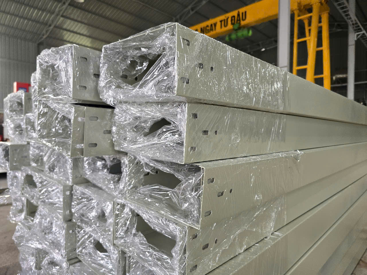 Bàn Giao Máng Cáp Điện Sơn Tĩnh Điện Tại Vĩnh Phúc