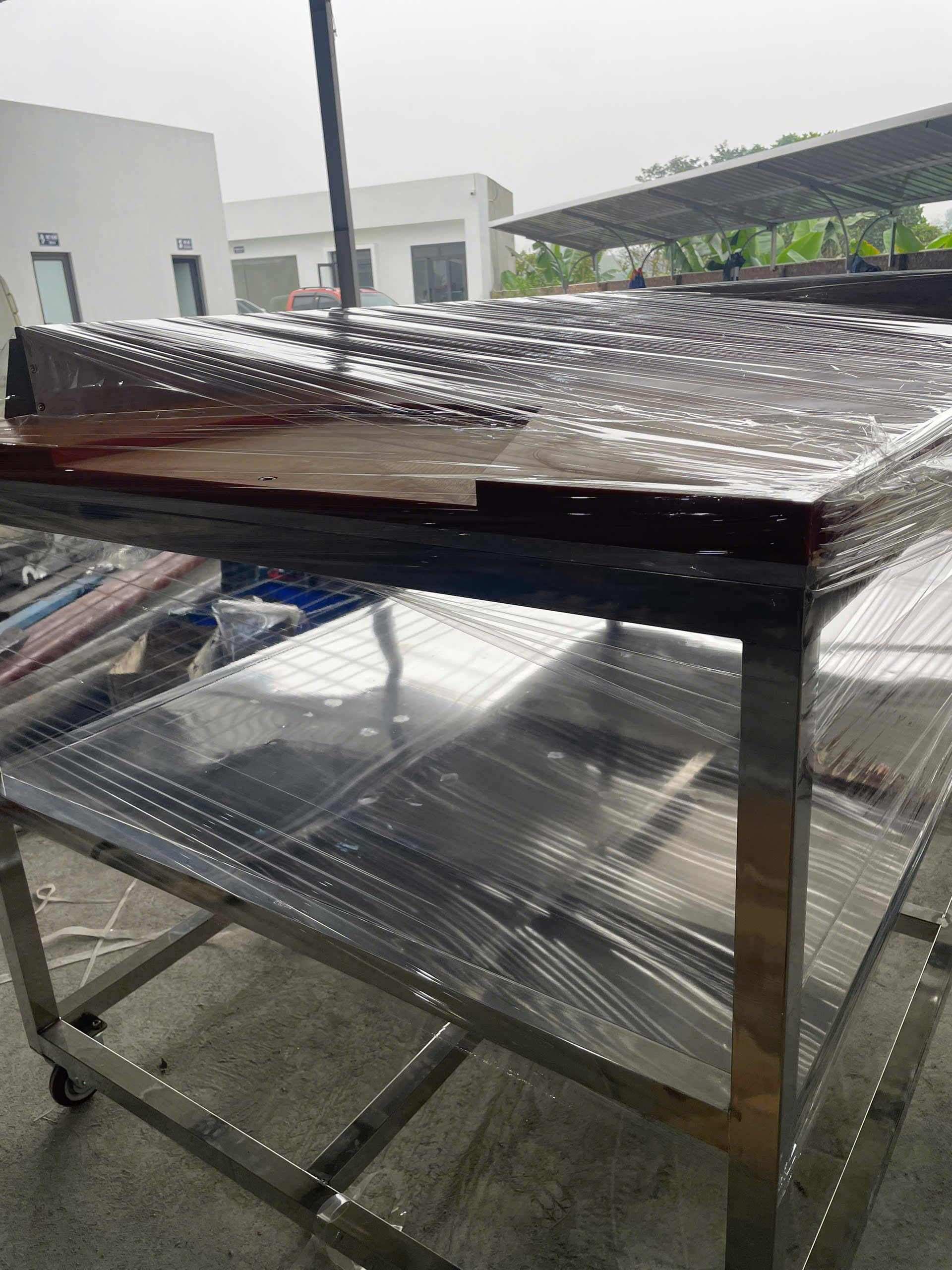 Bàn Inox kết hợp Bakelite