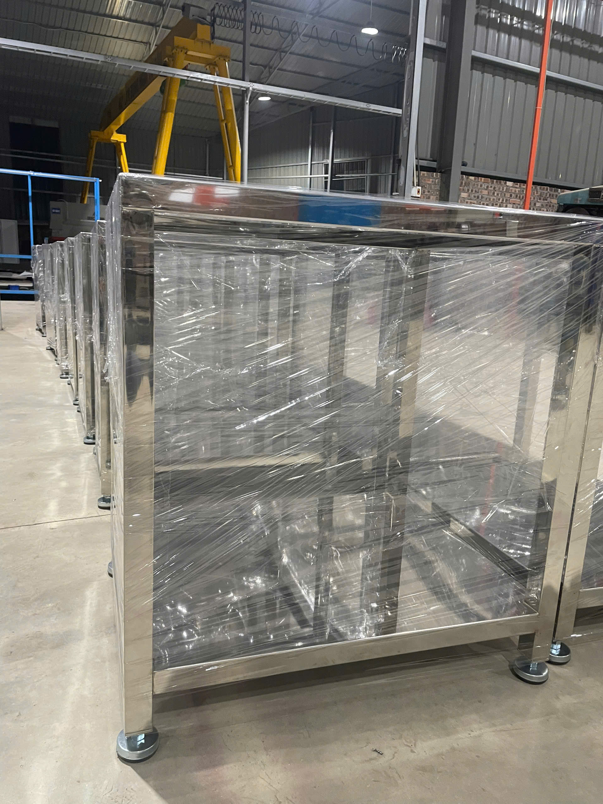 Bàn thao tác Inox cho phòng sạch điện tử