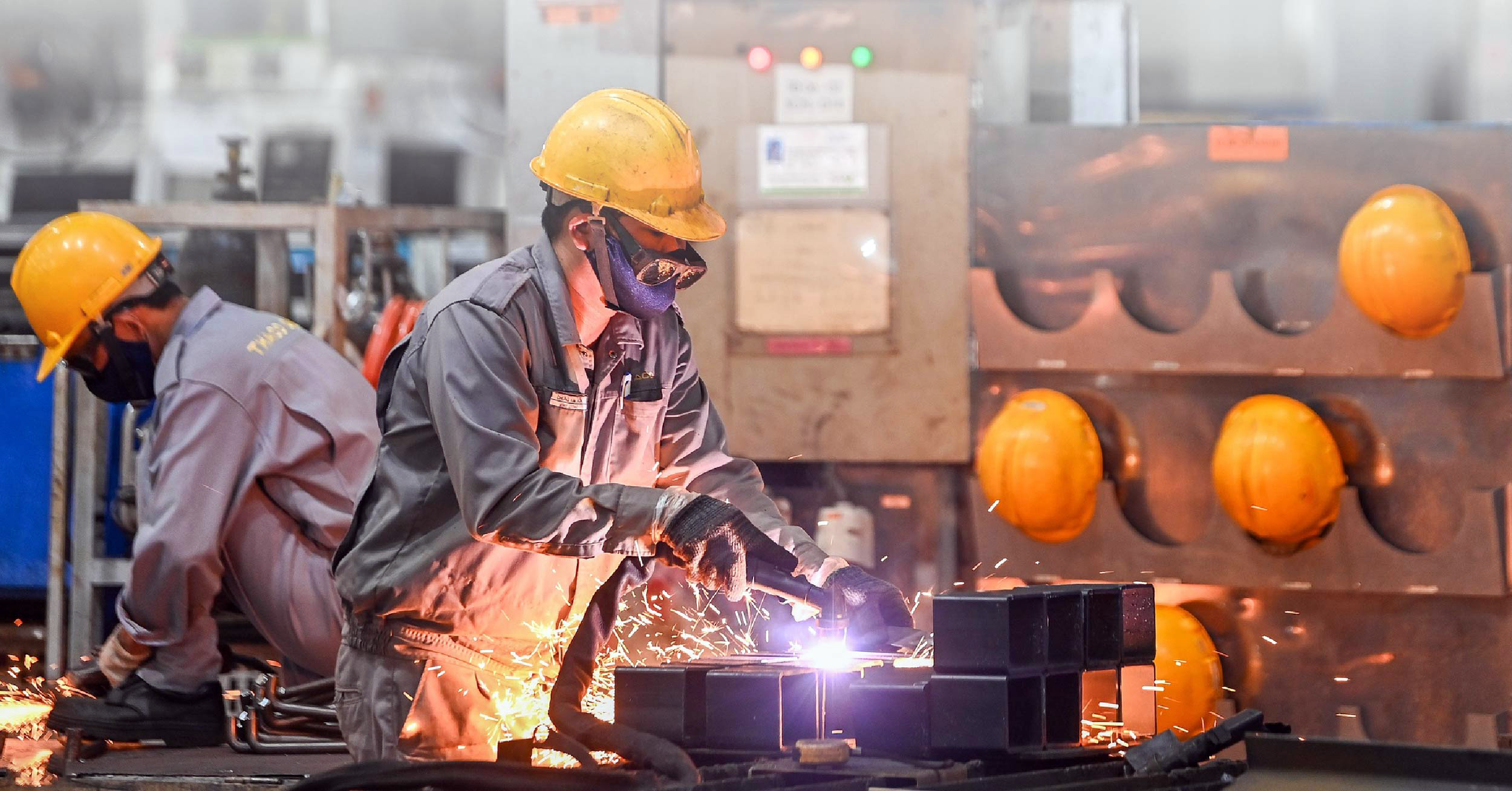 Thi Công & Lắp Đặt Thiết Bị Điện – Cơ Khí Chuyên Nghiệp